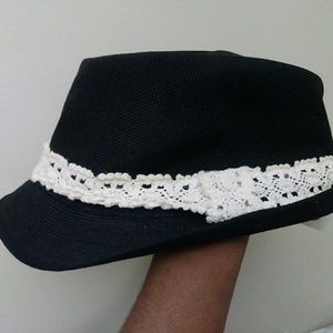 Women's fedora